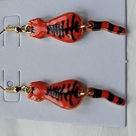 Cat Earrings Dangle with Gold metal Orange and Black Stripes - Picture 2 of 5